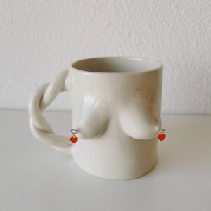 MUG BOOBS XL PIERCINGS – WHITE