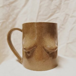 MUG BOOBS – CINNAMON
