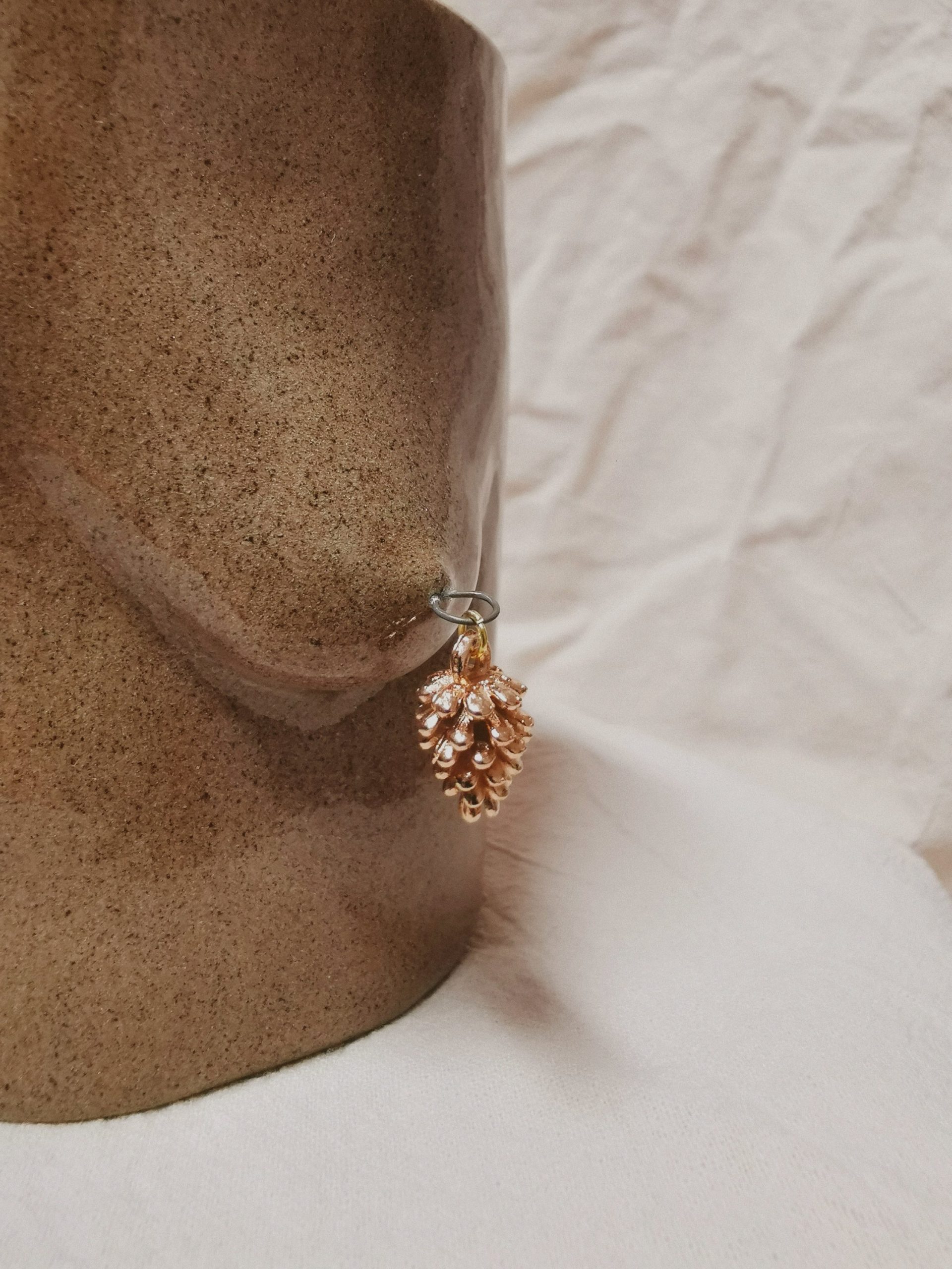 MUG BOOBS PIERCINGS - CINNAMON – Image 4